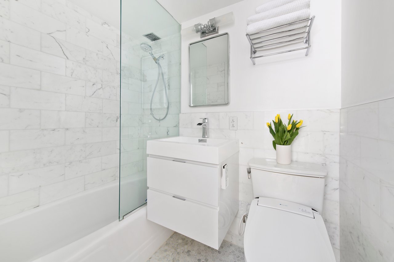 335 East 51st Street, Unit PHA