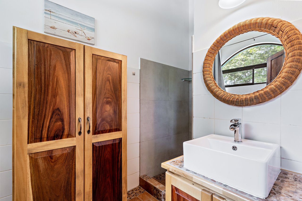 Villaggio Hideaway | Cozy beach side community hideaway condo