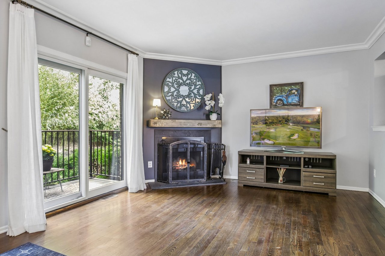 12 Louisburg Square