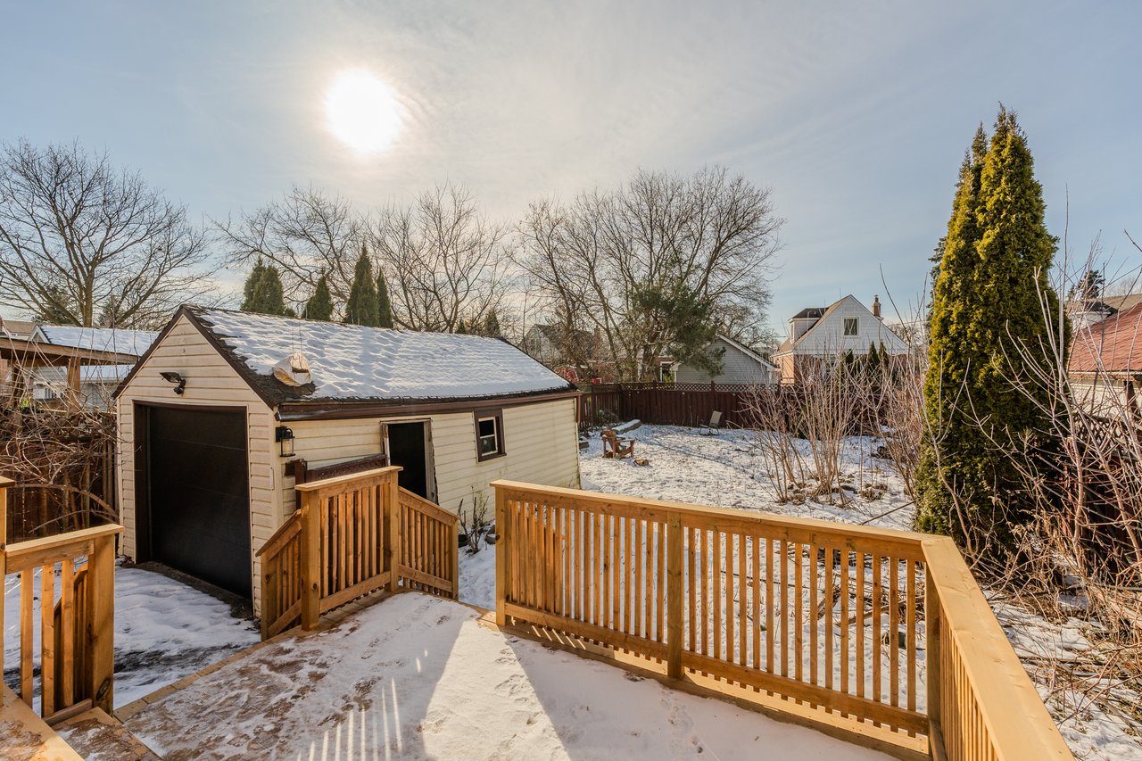 6 Evandale Rd