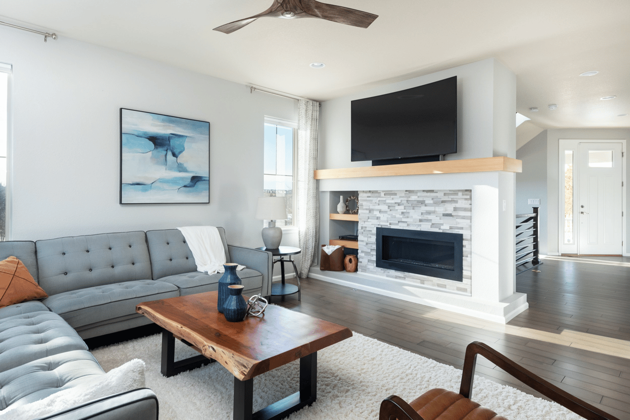 Just Listed: Beautiful Home in Southshore!