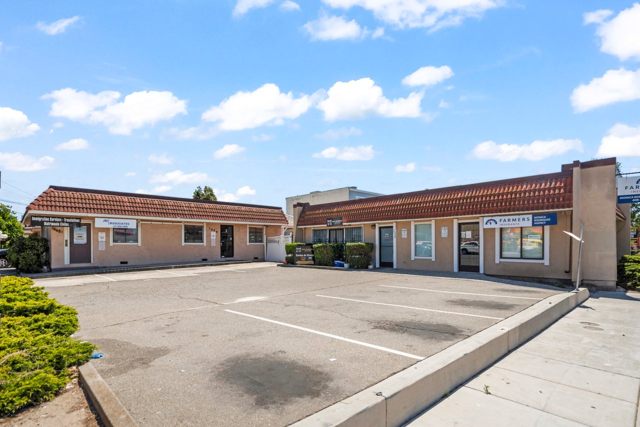 Multi-Tenant Office/Retail Bldg.