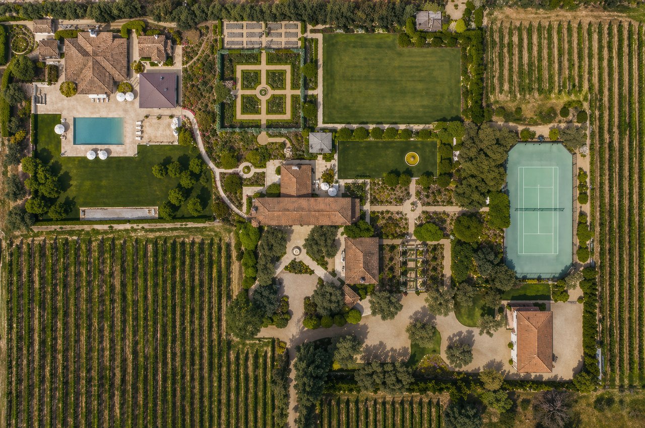 Mills Lane, St. Helena