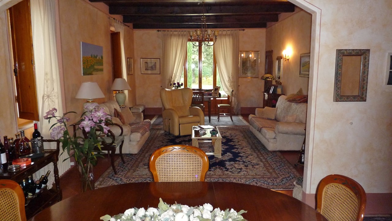 VILLA DI MEZZO