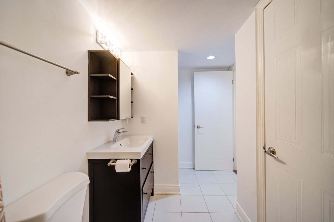 #521 - 1514 Pilgrims Way Unit: 521