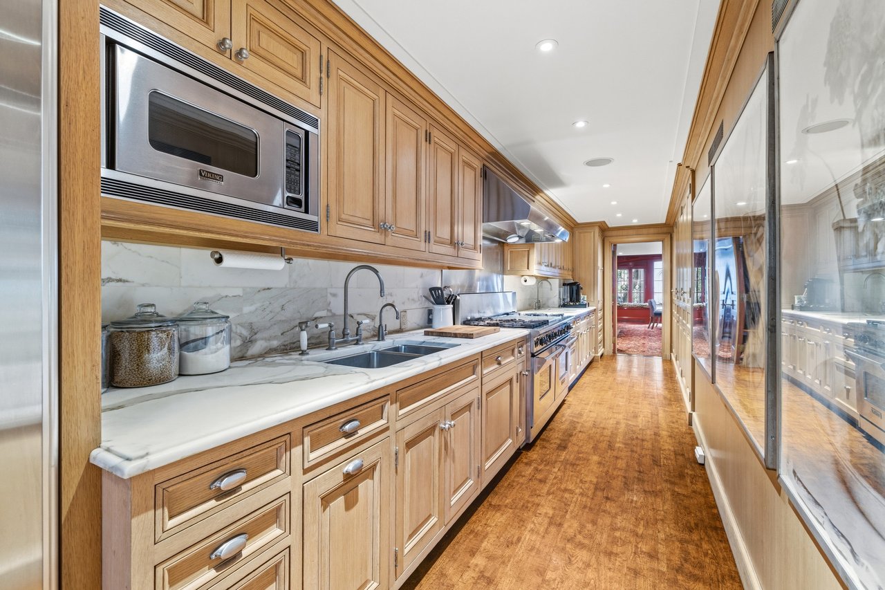 126 East 74th Street