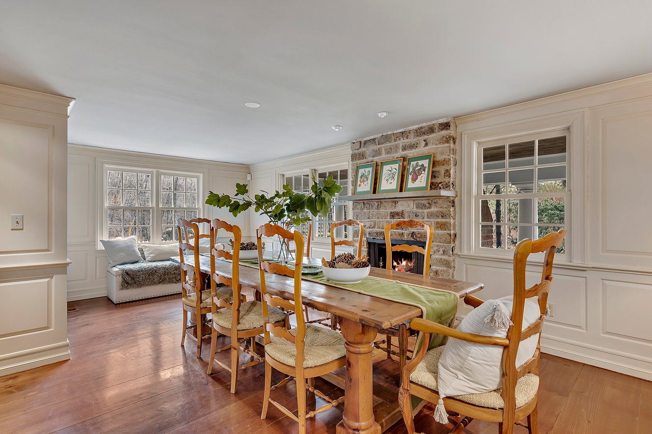 72 Old Mill River Road