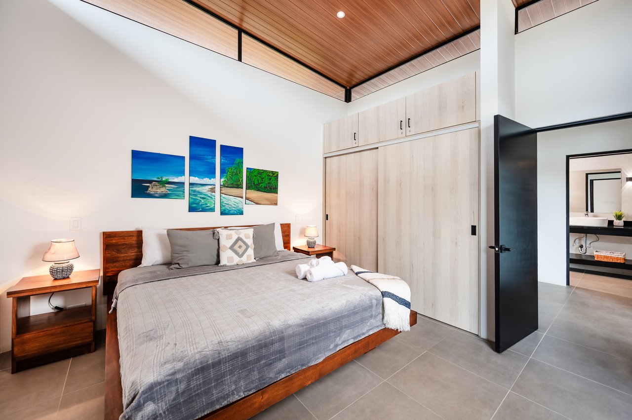 V-Kaza Oriol | Exclusive Modern 2-Bedroom Villa Steps from Playa Conchal