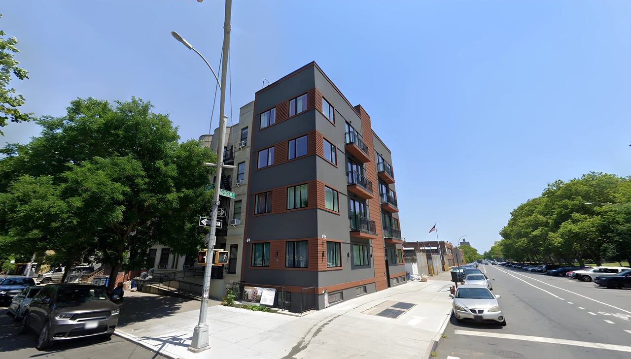 149 Albany Ave