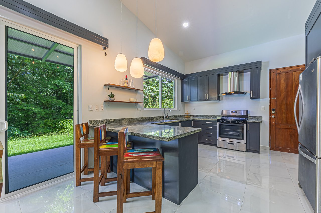 Perfect for Families or a Peaceful Retirement, Uvita Pacific Ocean Town
