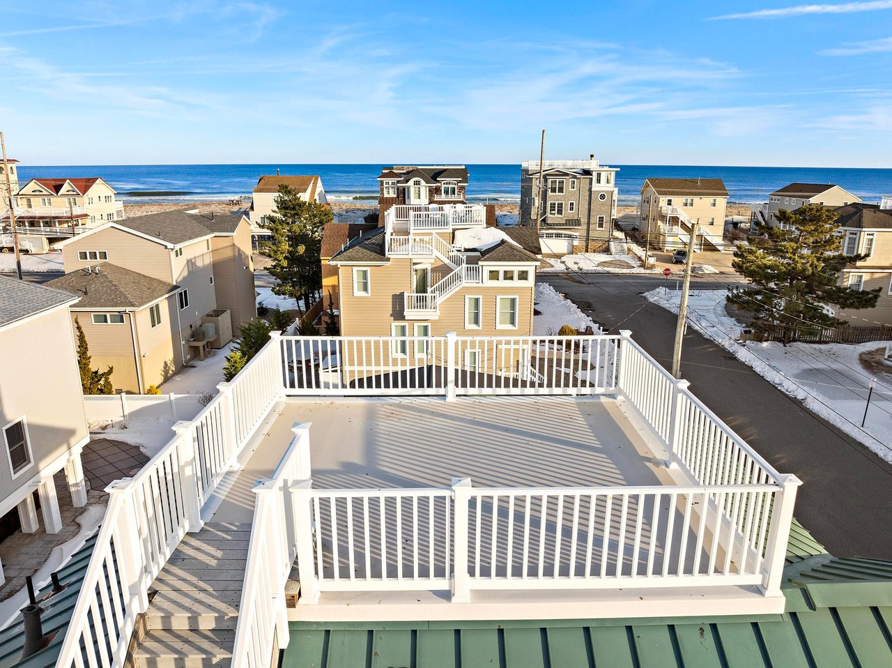 7 W Julia Ave, Long Beach Twp