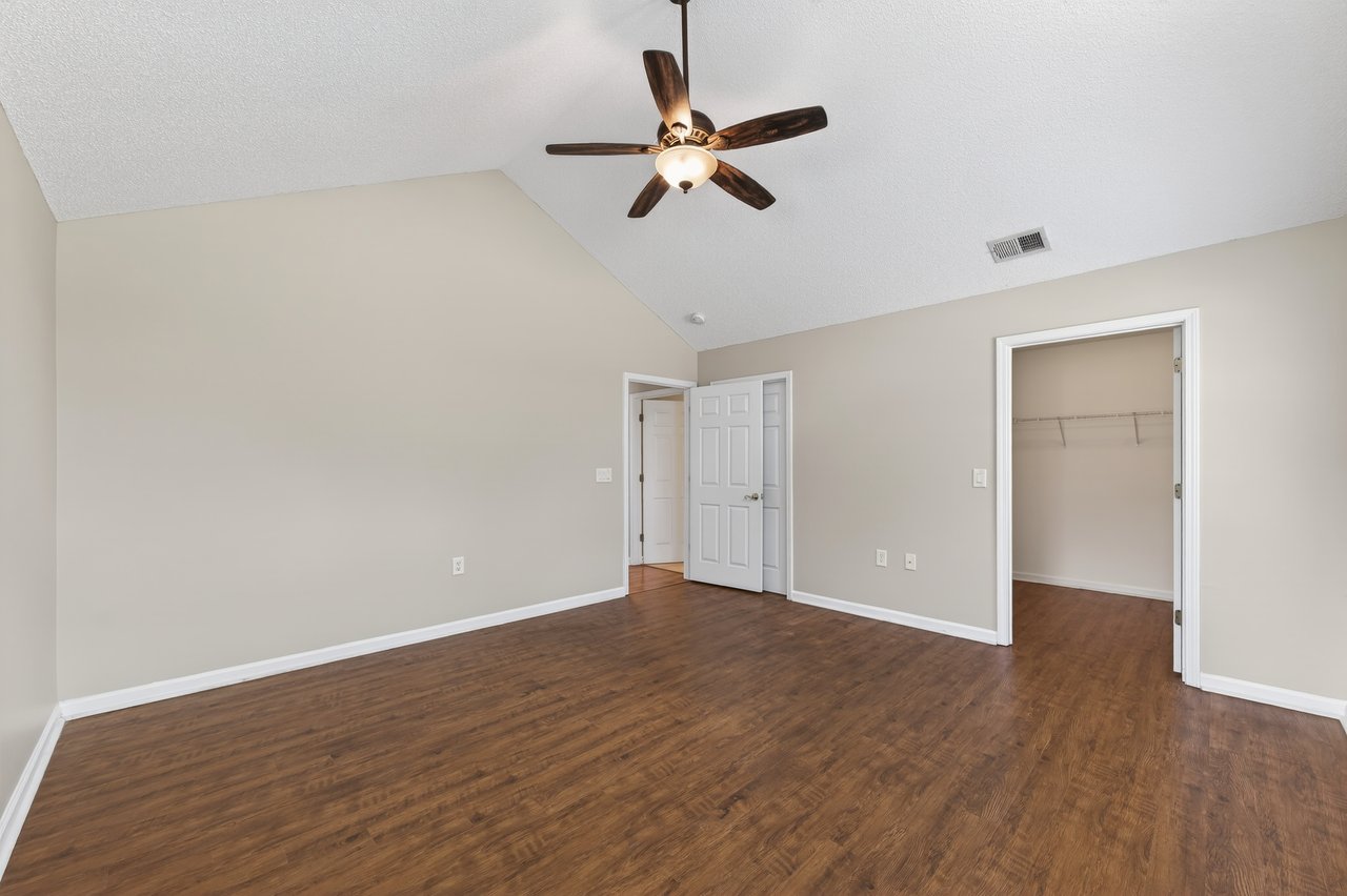 1200 Sweet Apple Circle