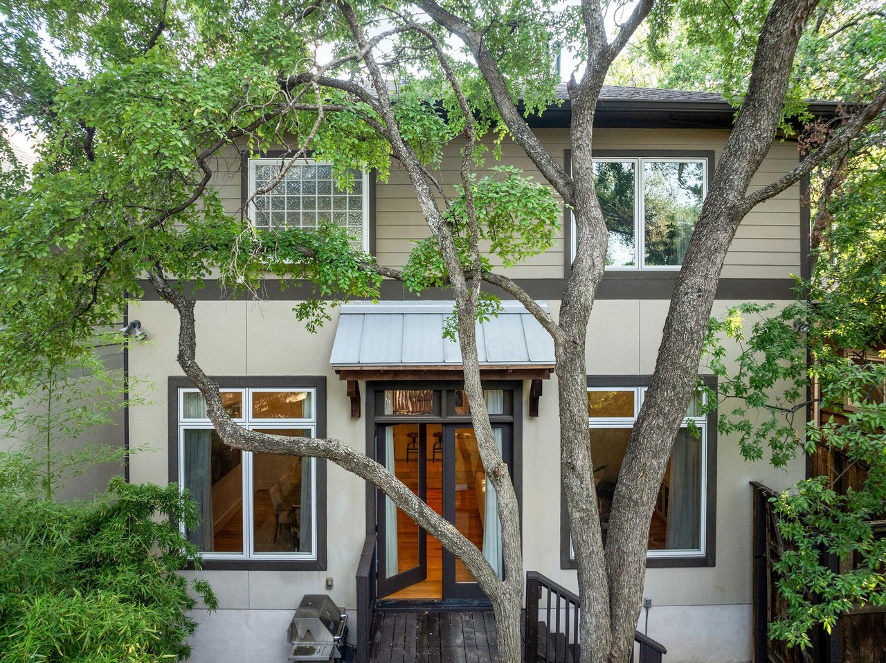 Charming Deep Eddy Retreat in the Heart of Central Austin