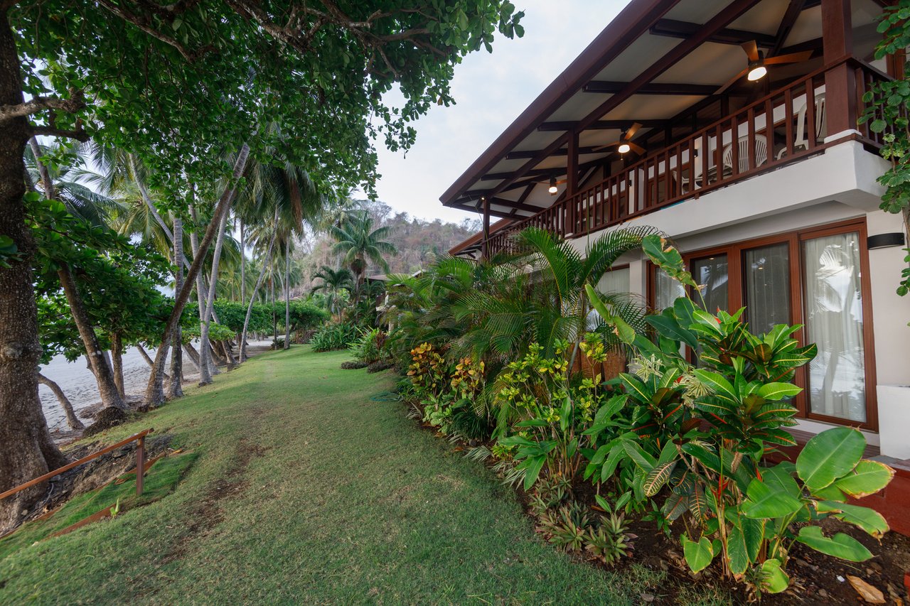 Beachfront Surf Villa, Jaco, Puntarenas