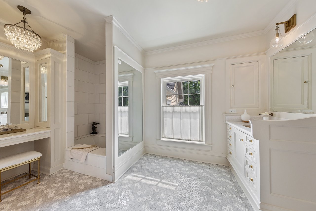 Experience Luxury Living Like Never Before