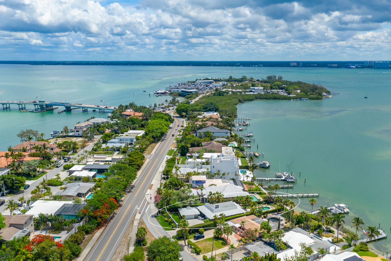 Prestigious Address in Lido Shores
