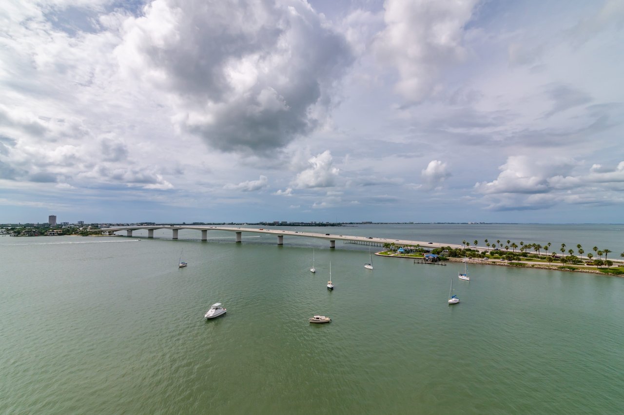 280 Golden Gate Point PH 2