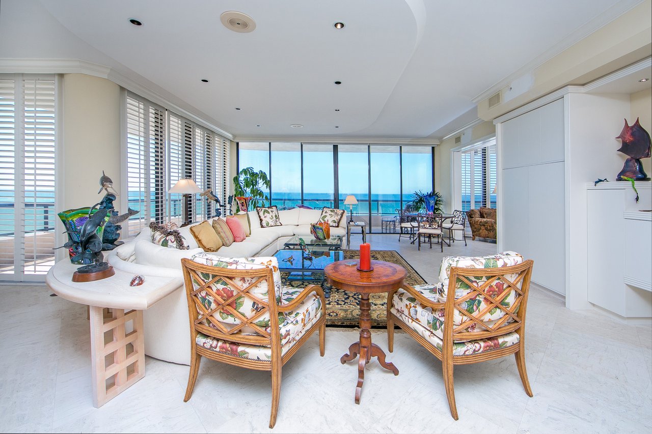 415 L Ambiance Dr, #PH-C