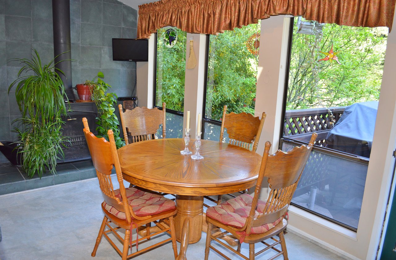 52 Piedmont Road, Larkspur