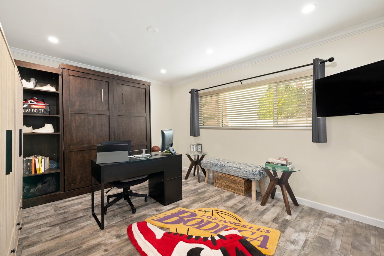 1734 N. Fuller Avenue, No. 209