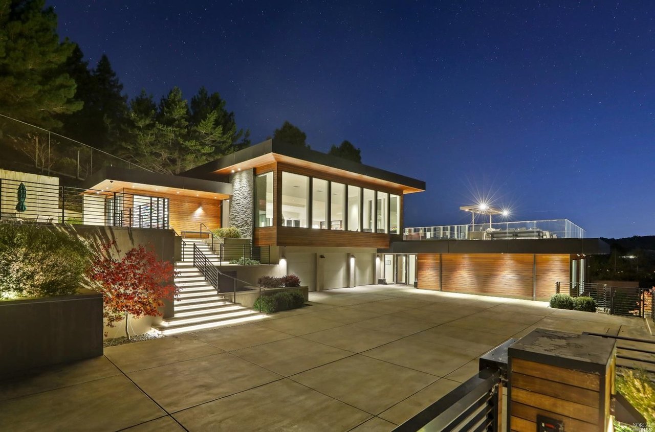9 Walsh Dr