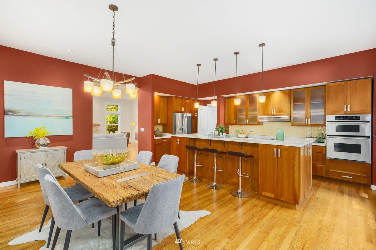 12302 20th Ave NE