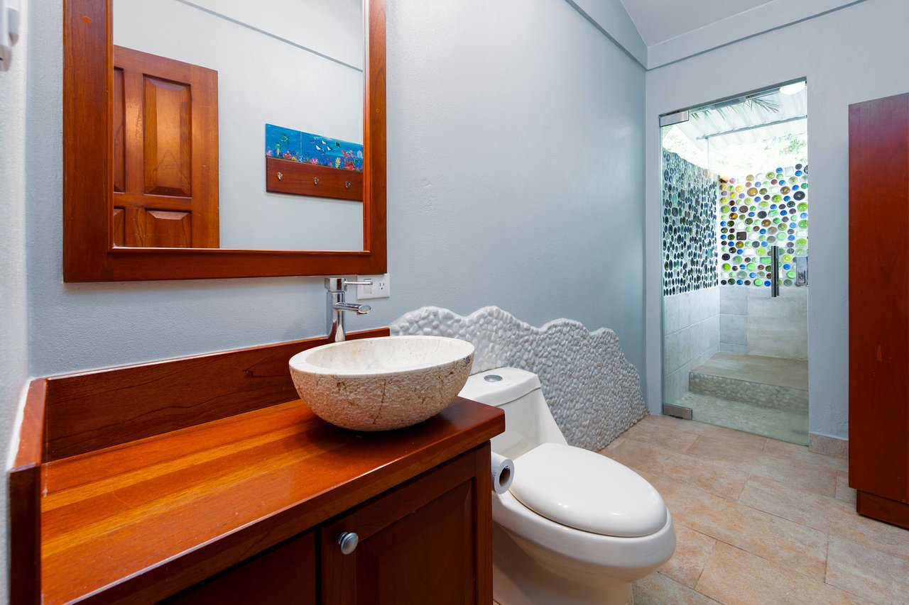 CASA TORTUGA – LAGUNAS OCEAN, MOUNTAIN, AND SUNSET VIEW HOME