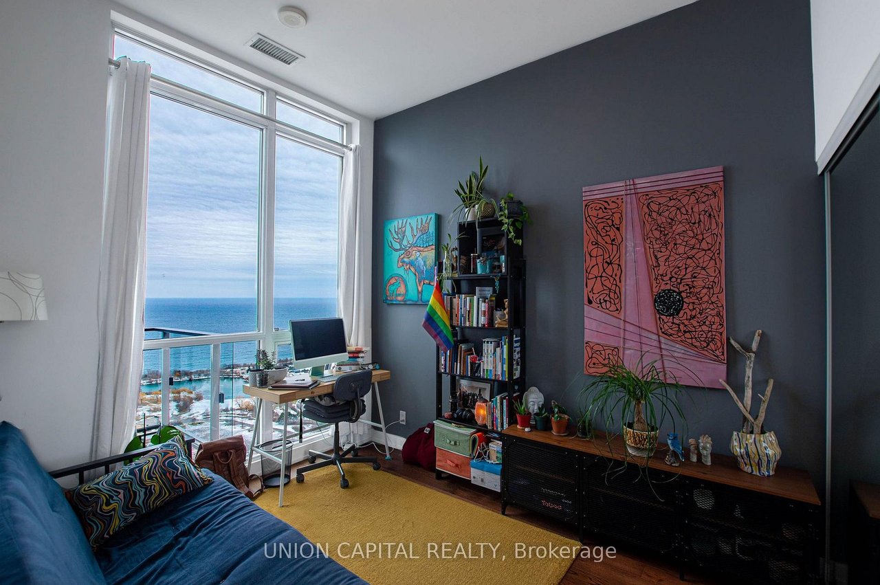 HUMBER BAY PENTHOUSE 