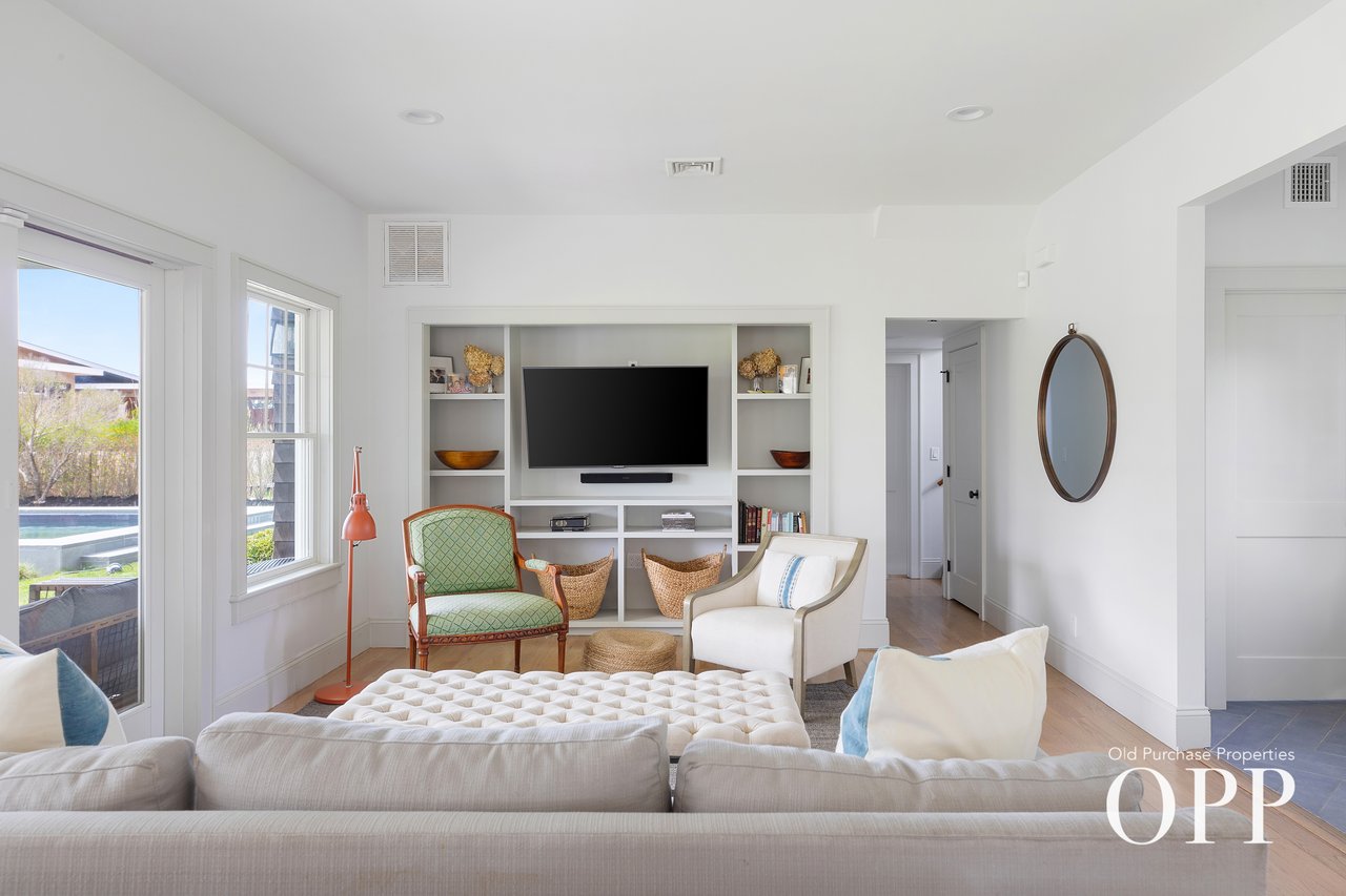 Waterview Getaway for the Ultimate Paddler
