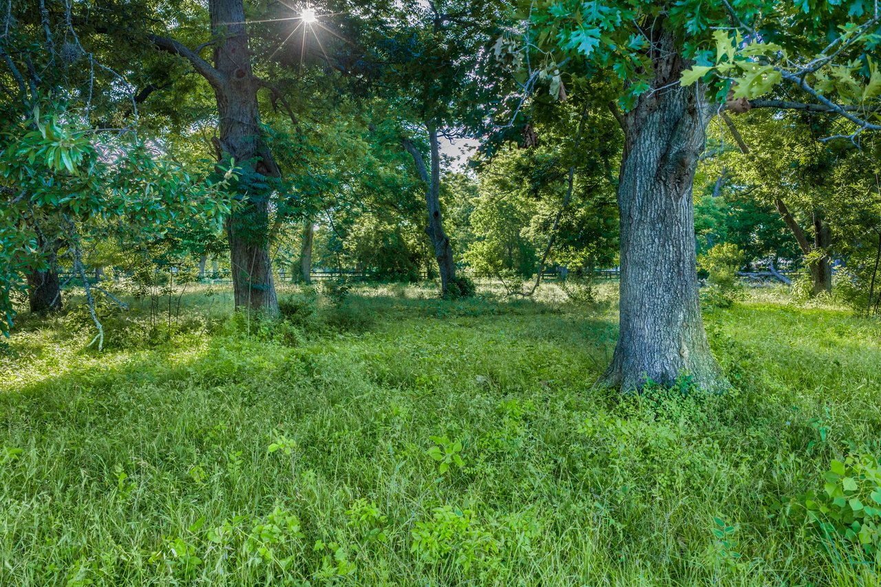 Private Listing: 27.65 Acres b/w Riverstone & Sweetwater