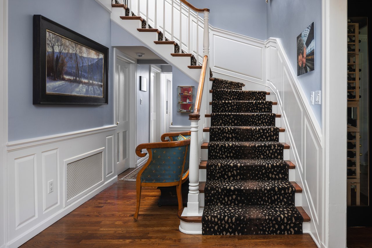 917 ENCANTO Drive SW