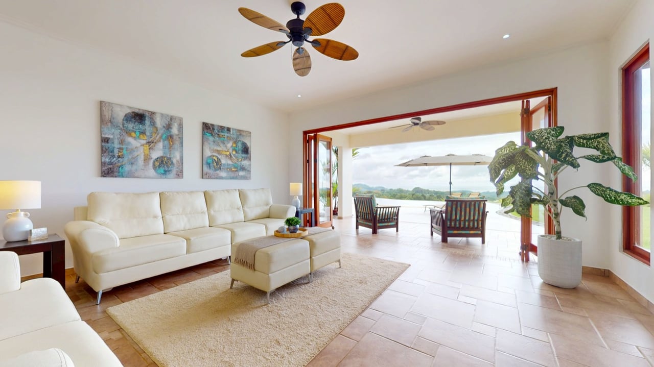 Ocean-View Luxury Home in Ojochal with Sunset Views and Retreat Potential