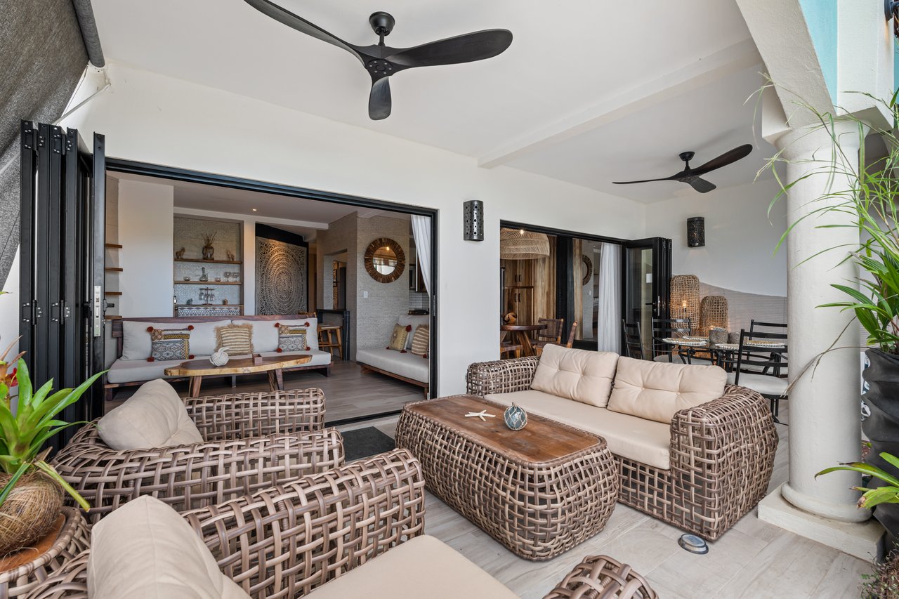 Twin Dolphins 1A - Beachfront Condo in Playa Potrero Costa Rica