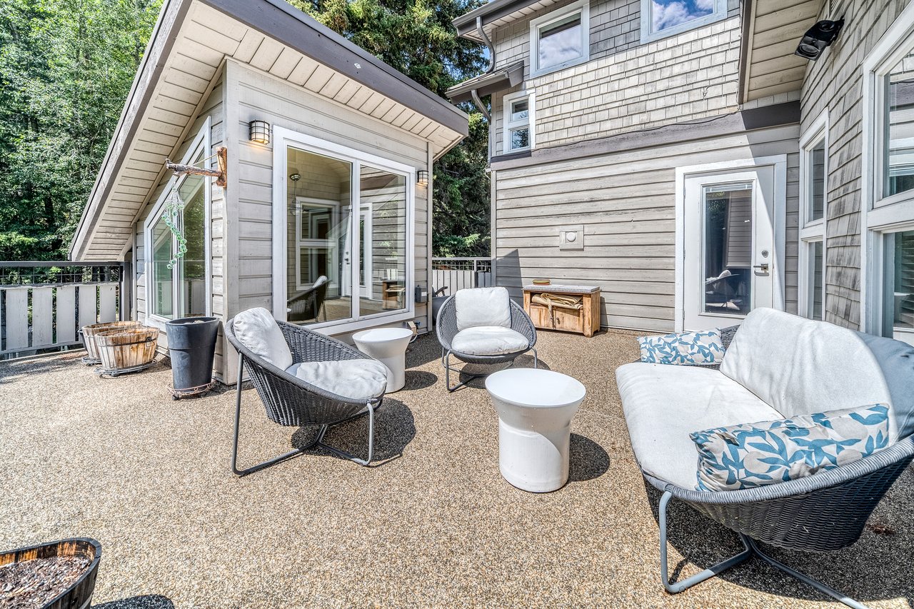 140 Rundle Crescent