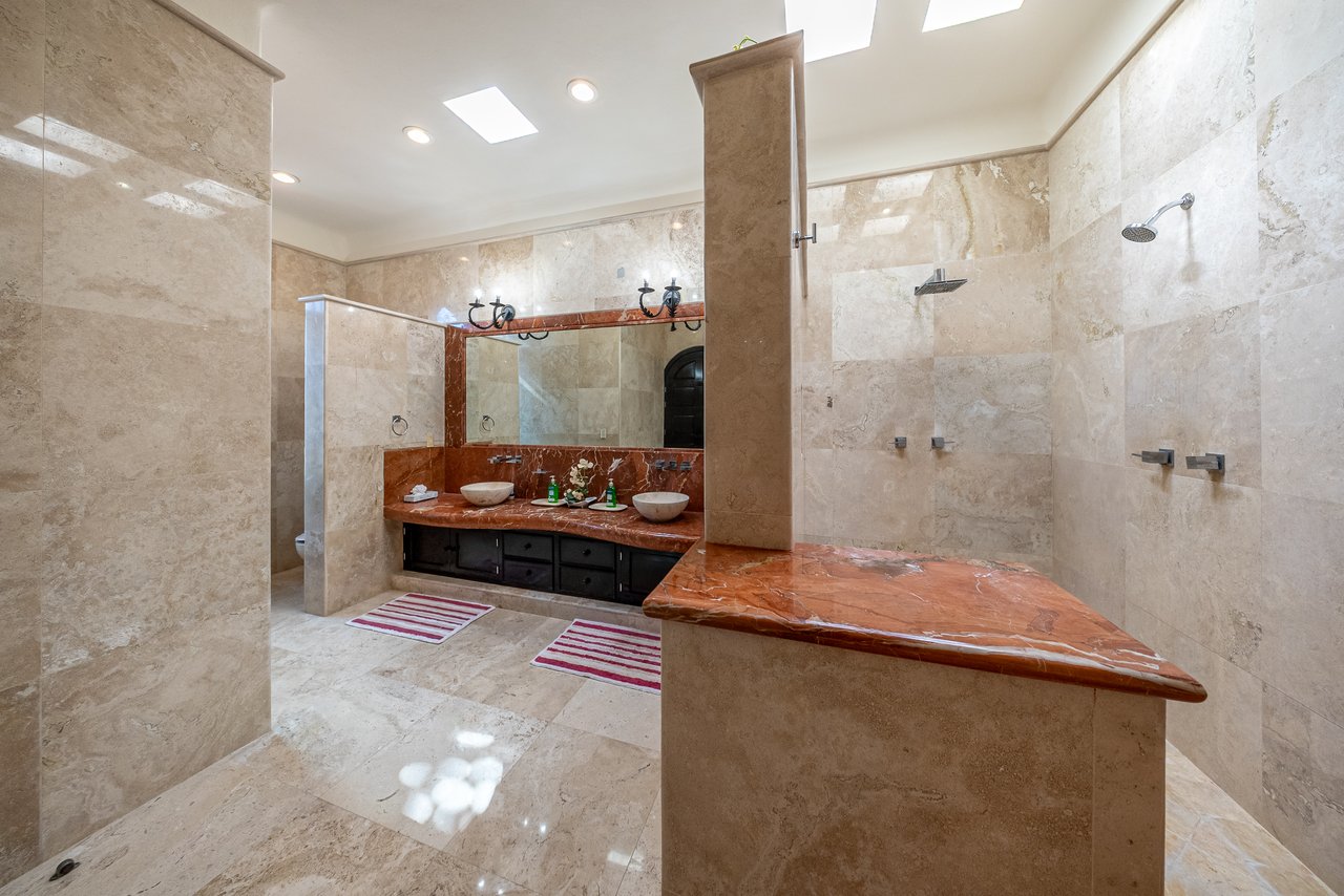 Villa Maravilla Puerto Aventuras | Golf-Front Luxury Villa