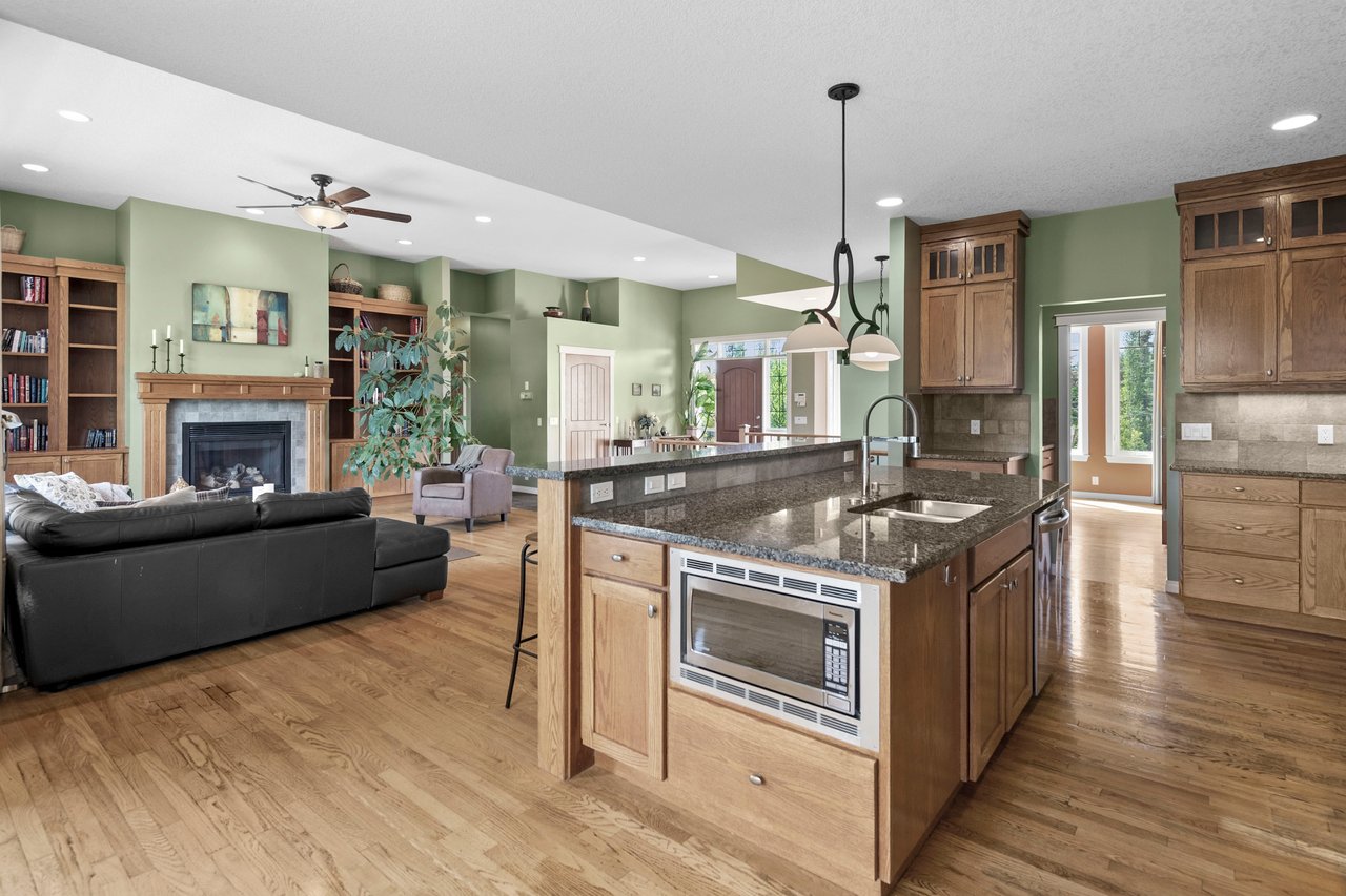 107 North Valley Bay