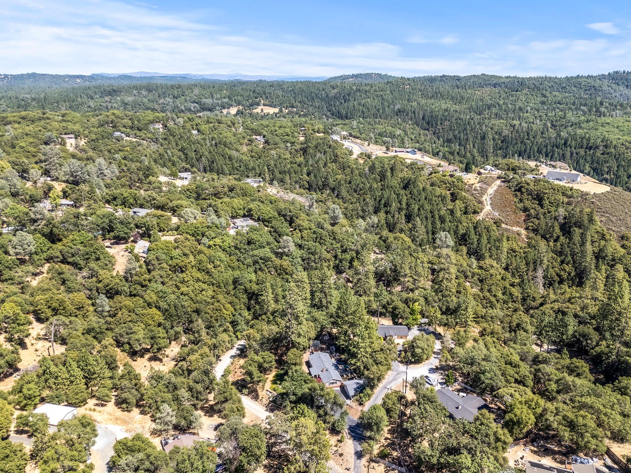 5761 Forest Lake Rd,