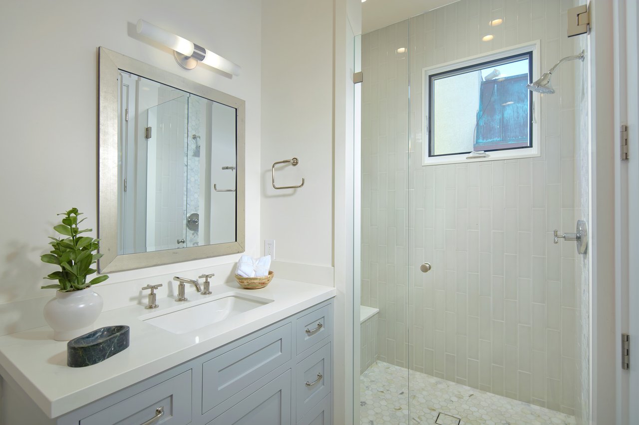 1501 Serenade Terrace