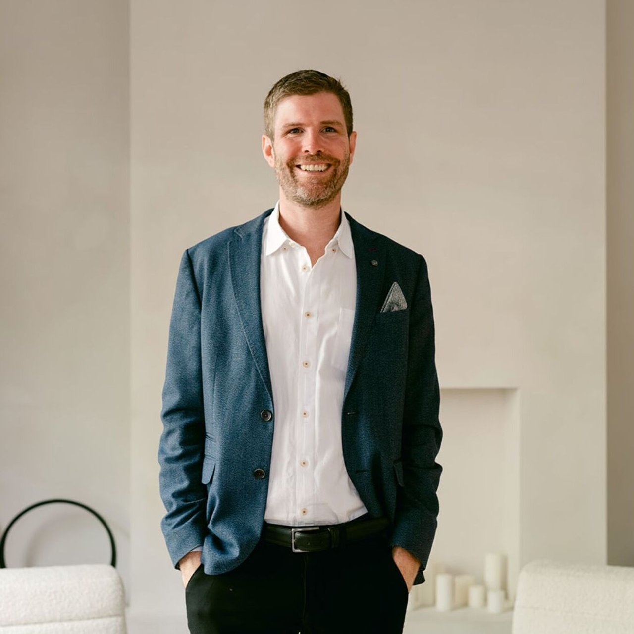 Jamie Dempster Toronto, ON Real Estate Agent Headshot