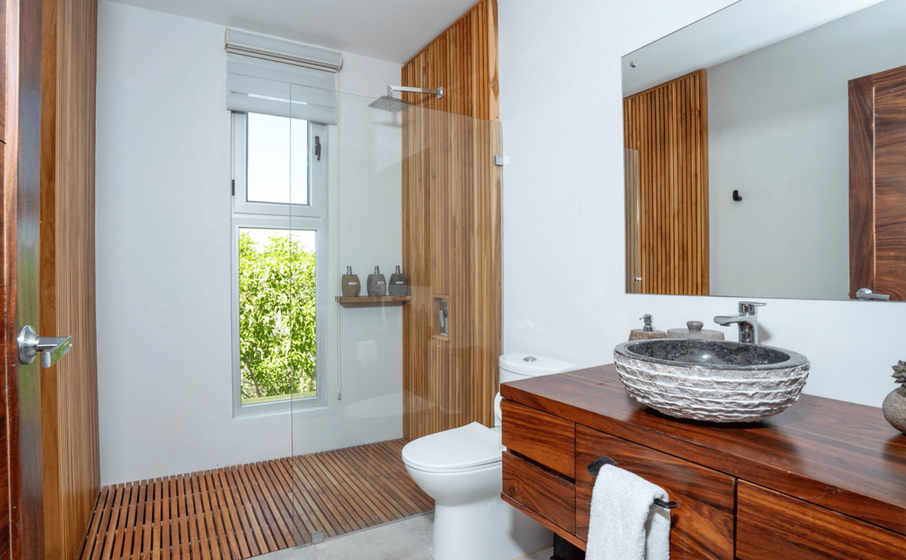 Casa Alta - Las Ventanas - Modern Tropical Oasis