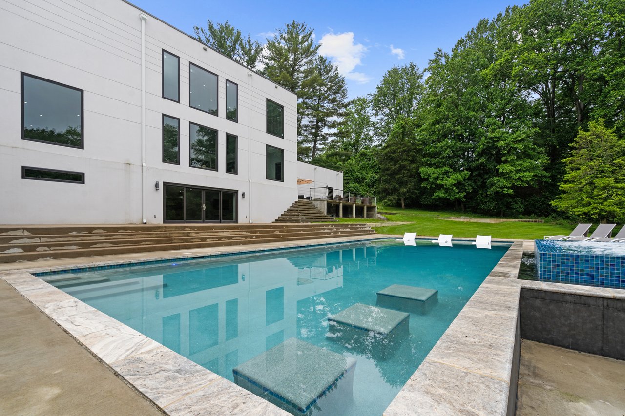 9100 Mill Pond Valley Dr