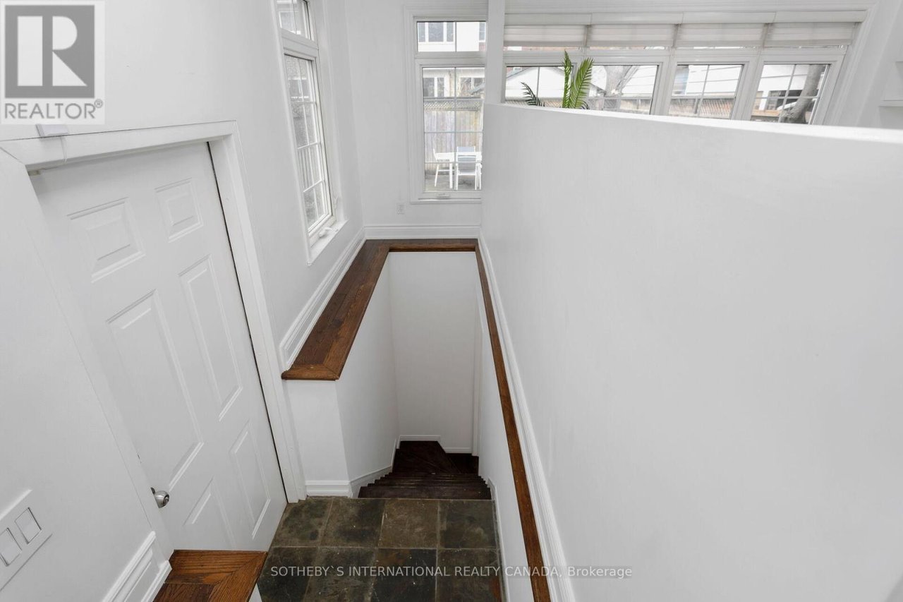 78 Runnymede Rd