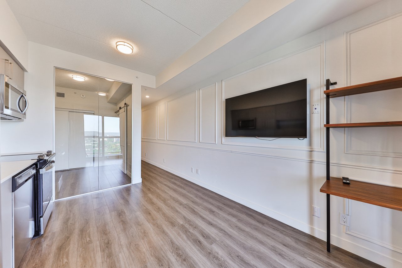 1806-15 Queen Street, Hamilton