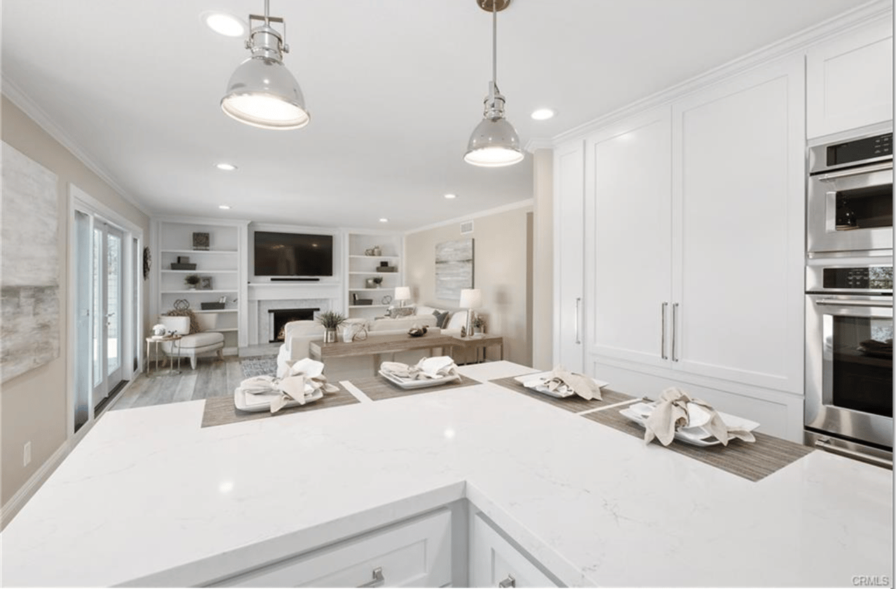 23921 Catbird Court