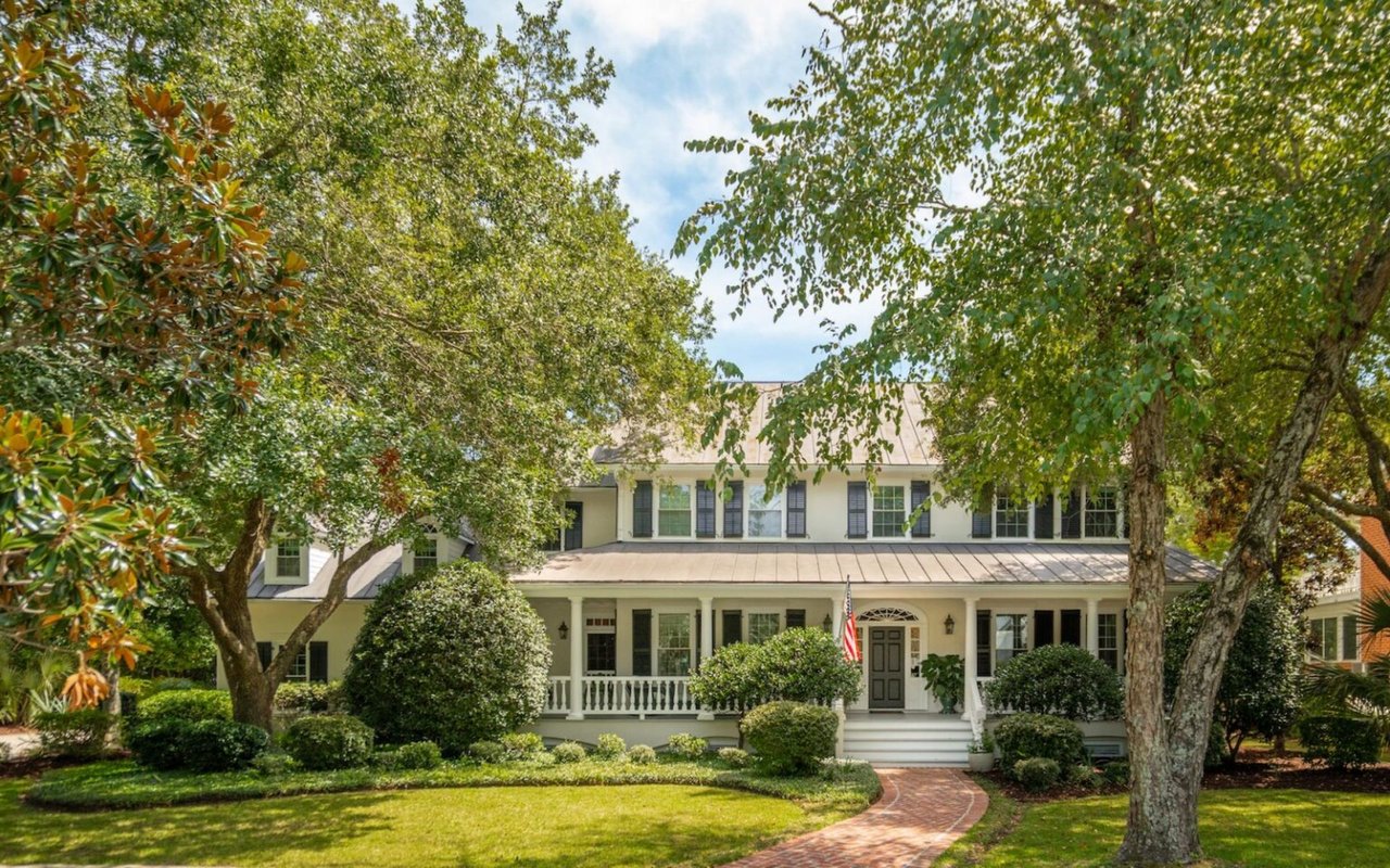 Stunning Waterfront Home – 468 Rice Hope Drive