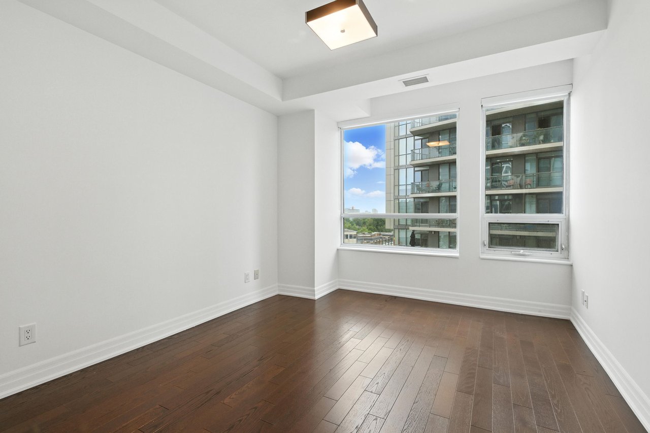 500 St Clair Ave W Unit 502