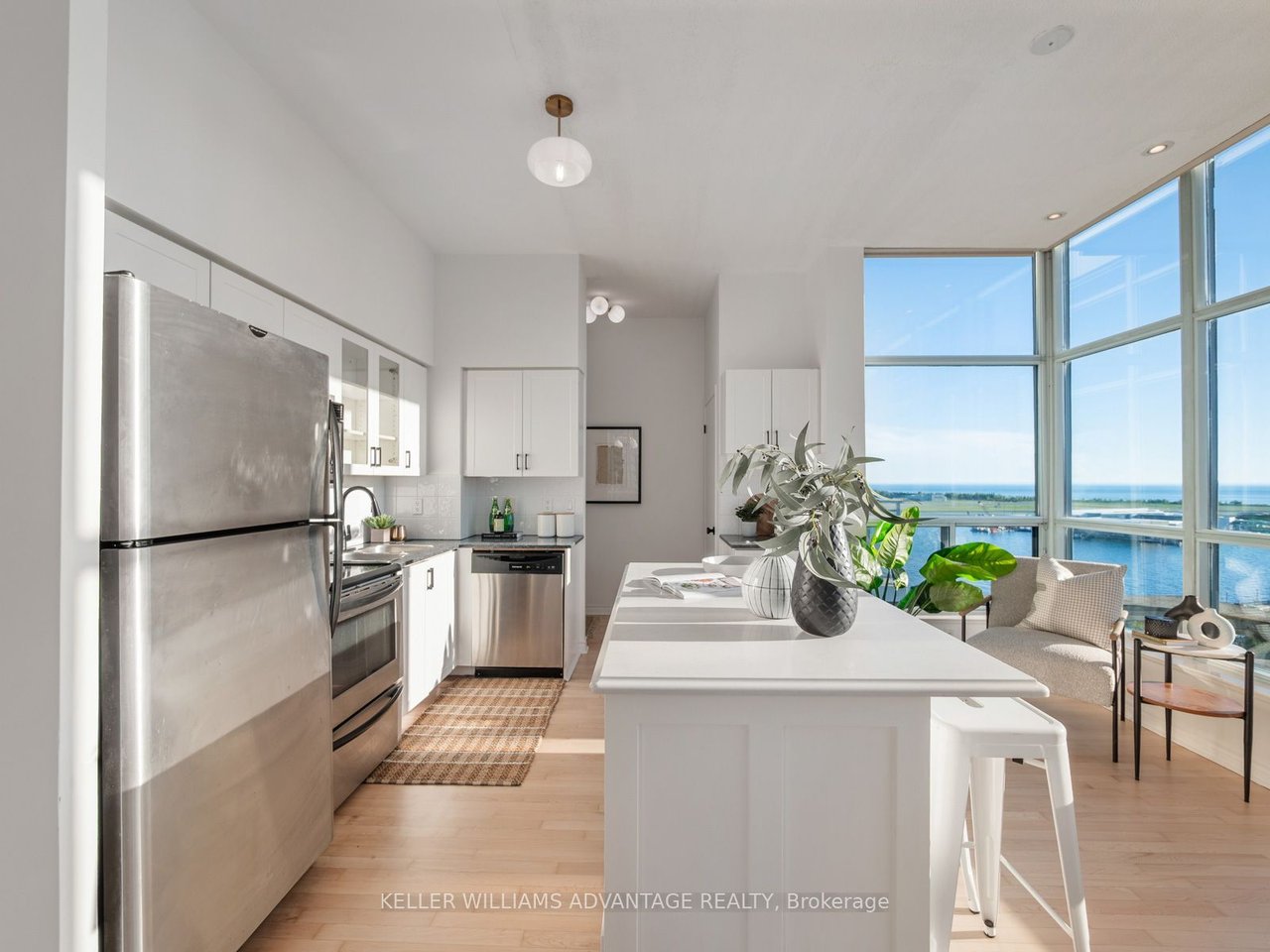 PENTHOUSE ESCAPE IN THE TOWN