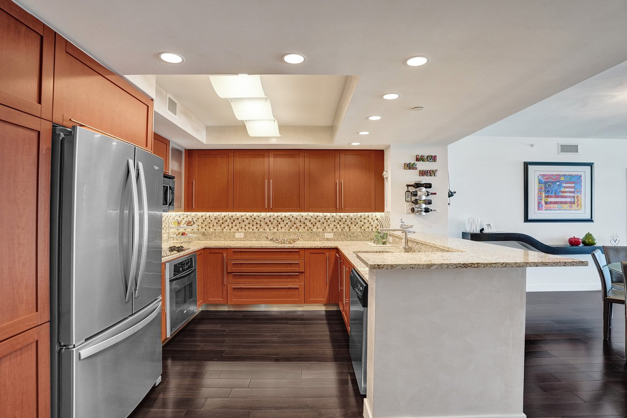 2831 North Ocean Boulevard, Unit 1108N