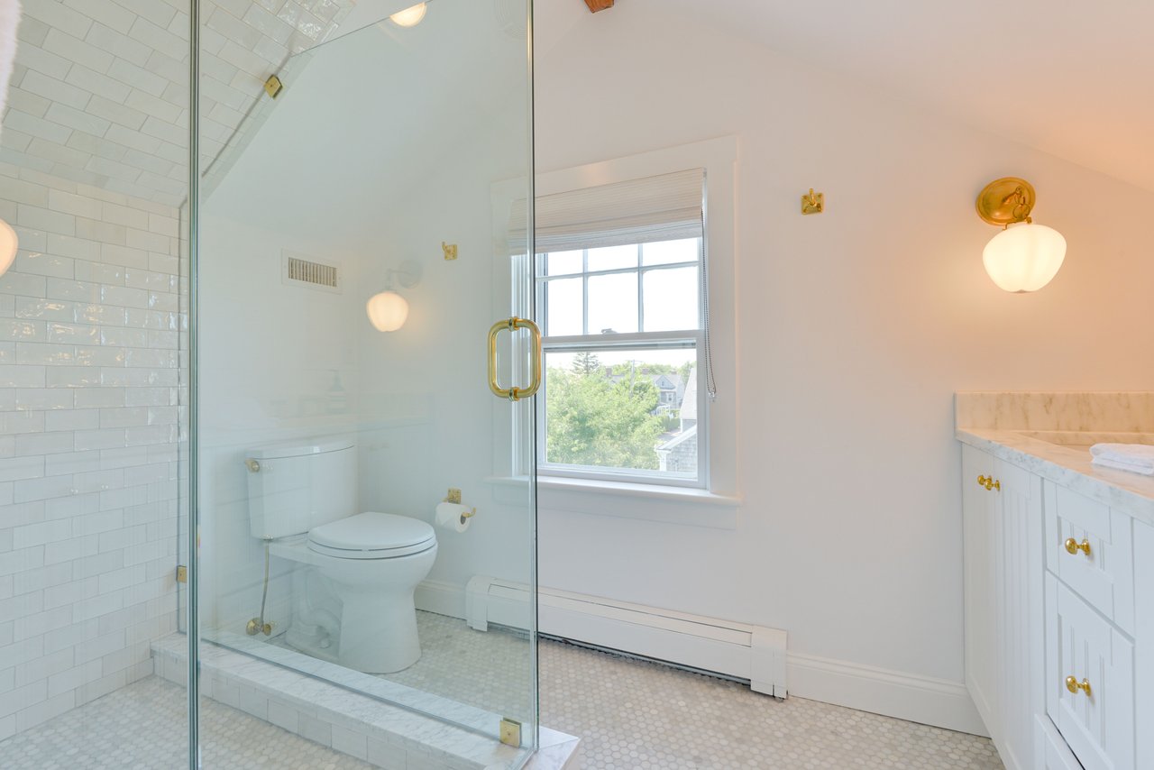 3 North Beach Street