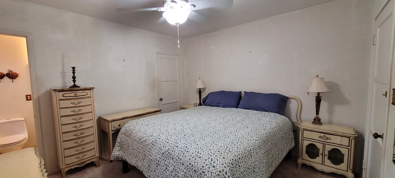 4 Units in Los Angeles